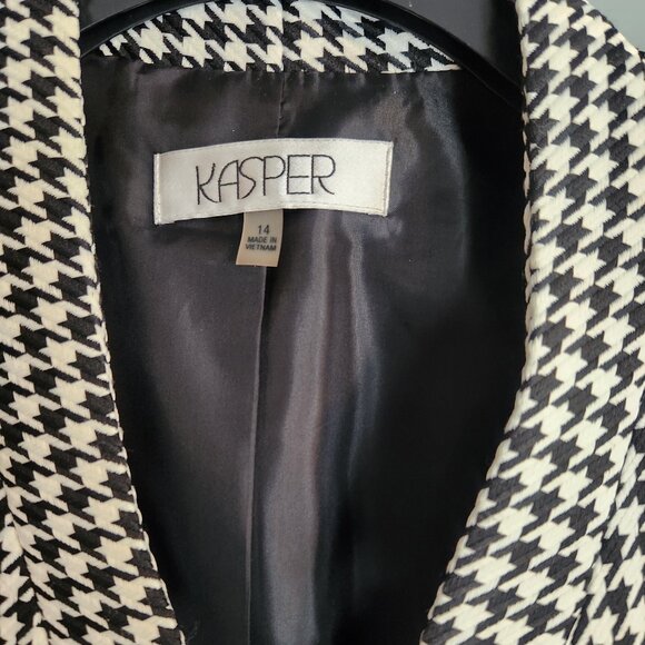 Kasper Blazer (size 14) - Picture 2 of 5